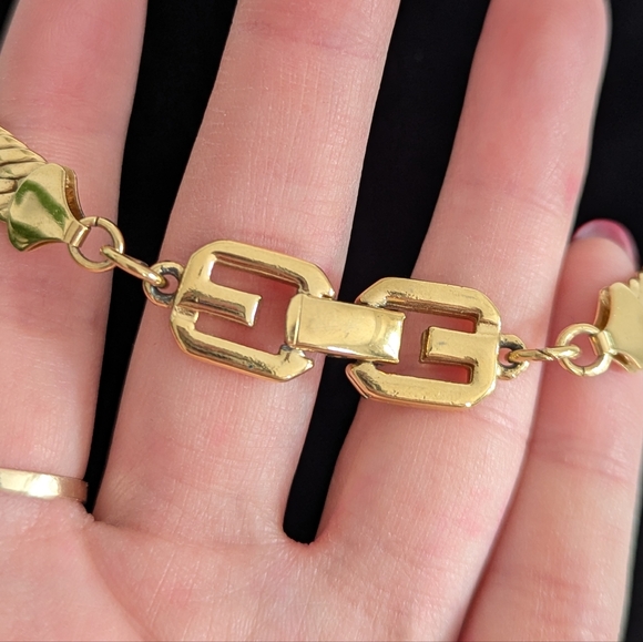 Givenchy thick gold Herringbone/ snack chain necklace - Picture 4 of 12
